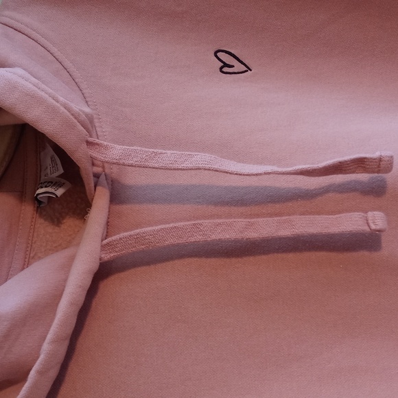 Women's Divided sierra rose pink black heart 🖤 Large hoodie - Picture 5 of 9